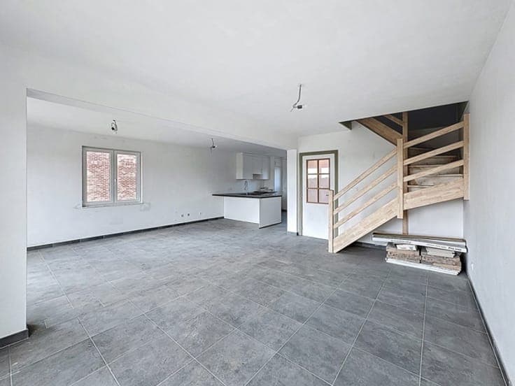 House in La Bruyère Emines