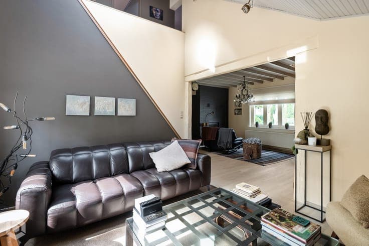 Charmante woning met 3 slpkrs op prachtig perceel van 14a...
