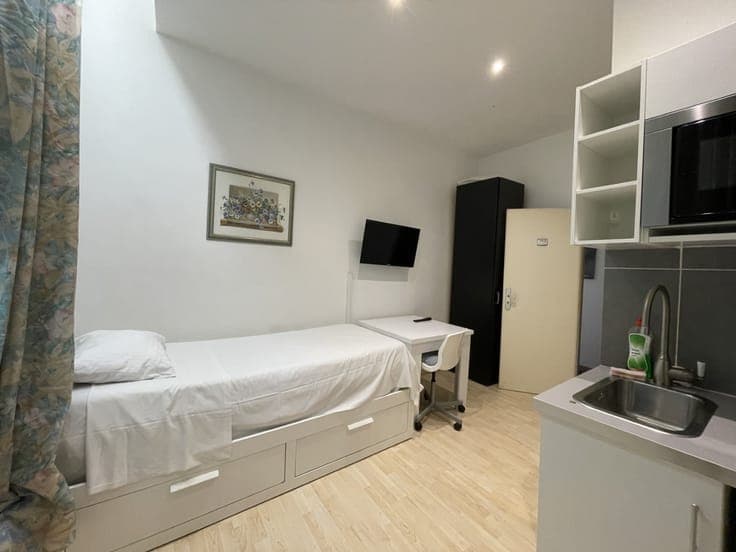 EU district! Single-family house with investment potential