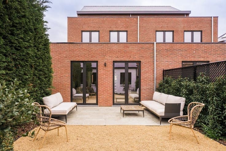 HIDDEN GEM WITH CHARACTER, SPACE AND 4 BEDROOMS (NEW CONSTRU