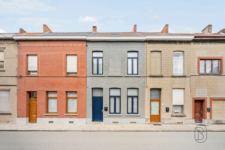 Charming Move-In Ready Townhouse in the Heart of Lessines