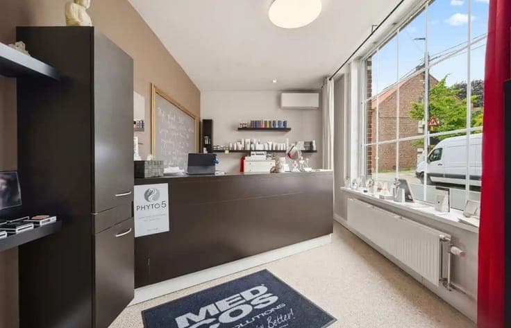 Versatile two-family house in the heart of Neerijse!
