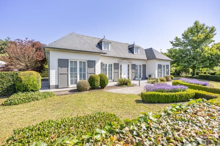 Statige villa met gelijkvloers wooncomfort op een toploca...