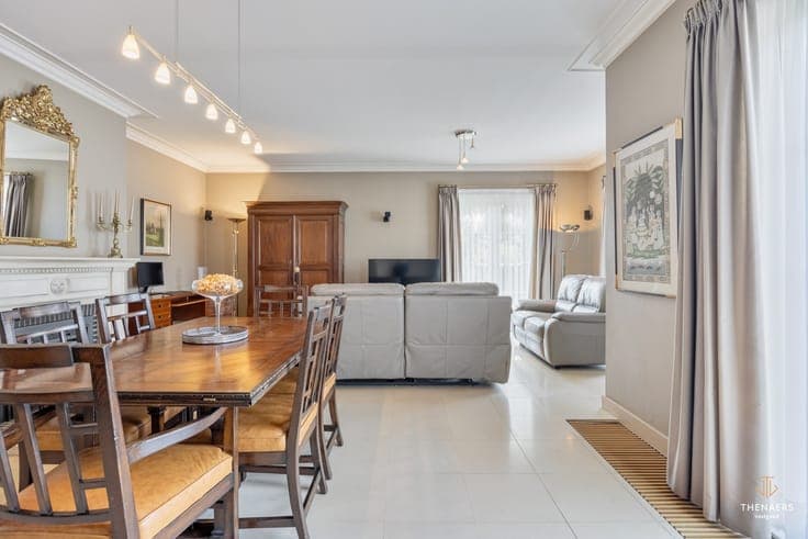 Statige villa met gelijkvloers wooncomfort op een toploca...