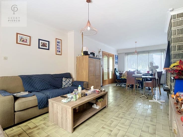 Charmante woning met garage en kelder in de rustige Kan. ...