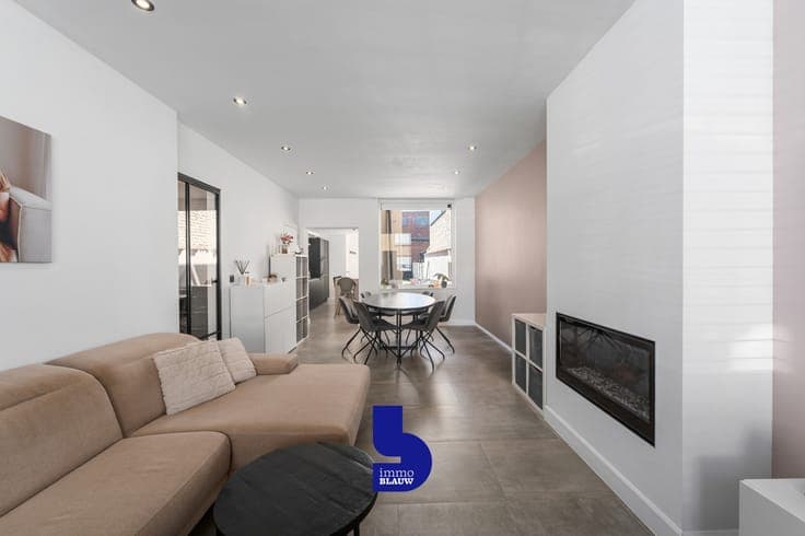 Prachtig gerenoveerde woning met riante tuin