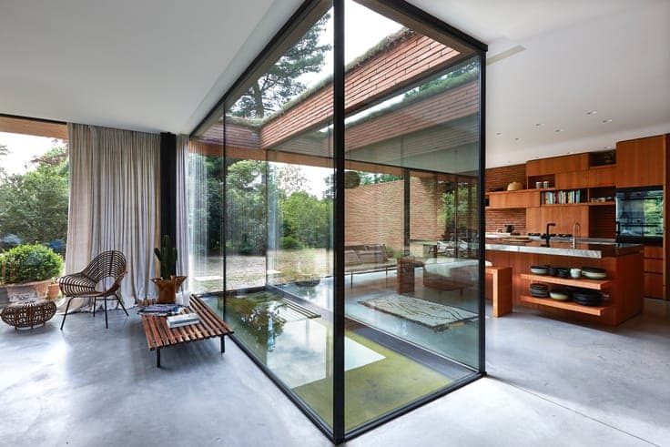 French Lyceum - Architect villa bordering woods