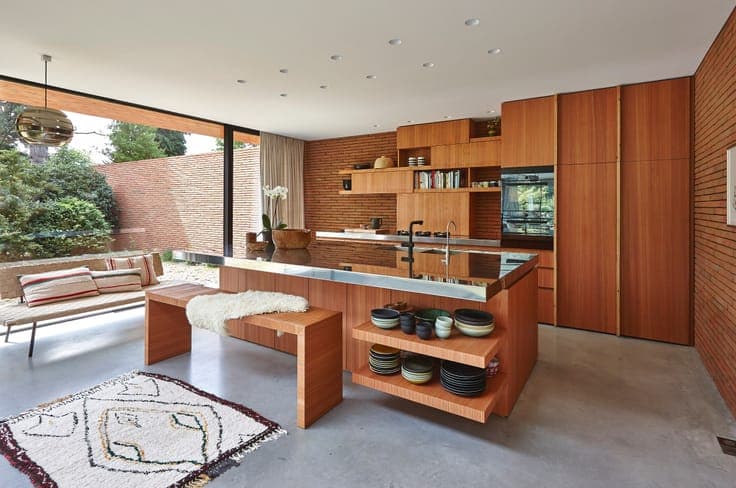 French Lyceum - Architect villa bordering woods