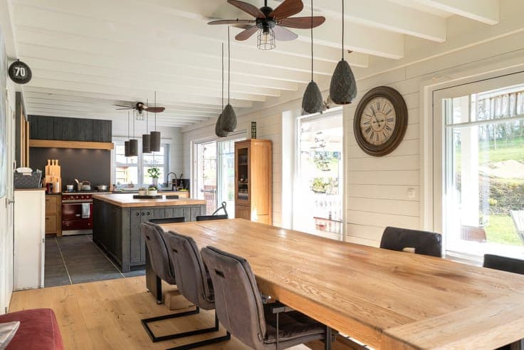 Magnificent MiCasa villa with high-end finishes.