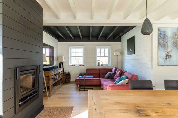 Magnificent MiCasa villa with high-end finishes.