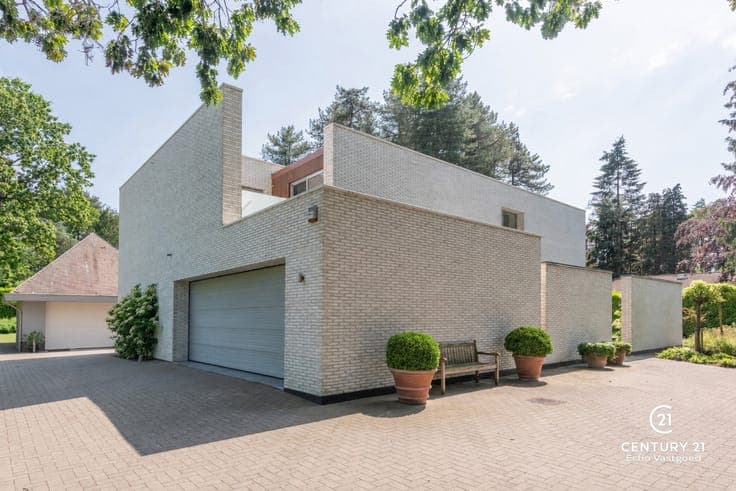 Exclusive Architect Villa with Privacy in "De Lint"
