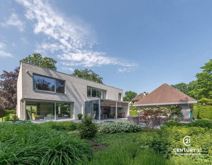 Exclusive Architect Villa with Privacy in "De Lint"