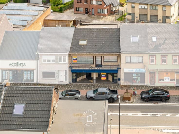 SOLIDE PERFECT ONDERHOUDEN (HANDELS)WONING MET GARAGE BRU...