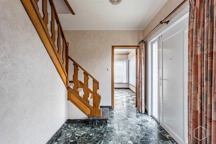 Investment property in Lede