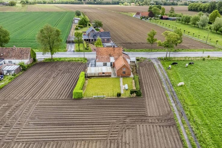 Detached house for sale in the Abeelseweg in Poperinge
