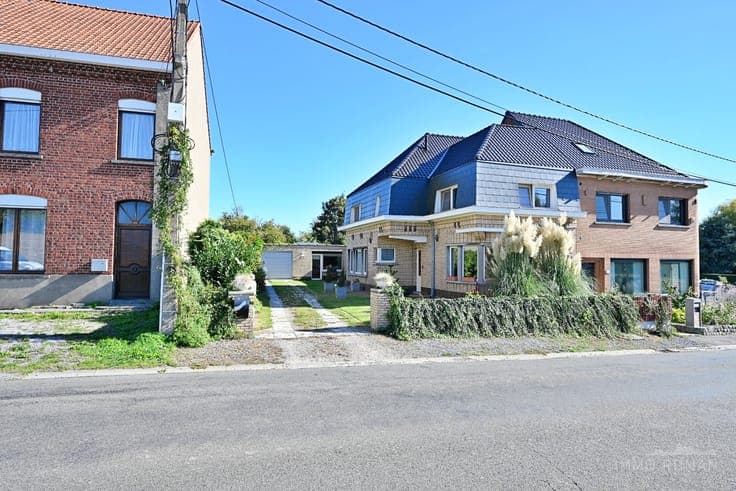 Ruime woning met 4 slaapkamers te Mont-de-l'Enclus!