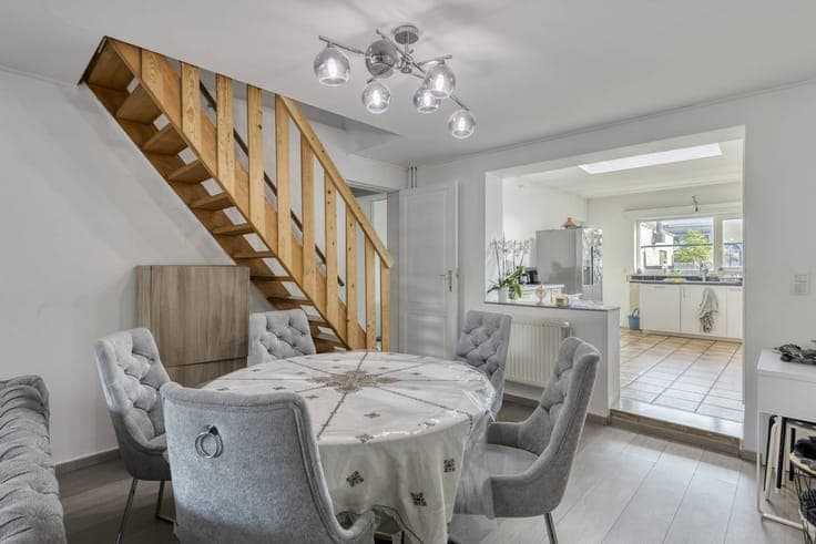 Spacious 4 bedroom home for sale in Strombeek