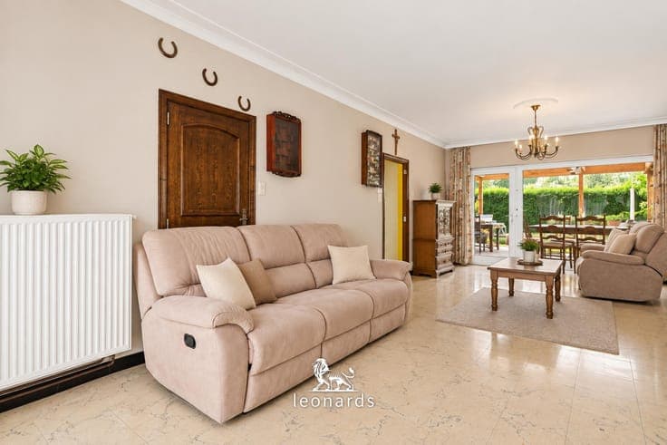 Family home with 4 bedrooms and large garden in Wervik