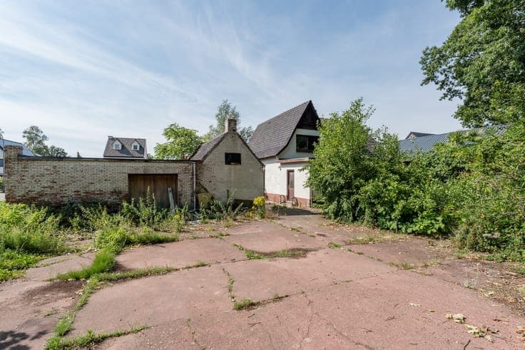 Ruime multifunctionele woning met een toonzaal en een sch...