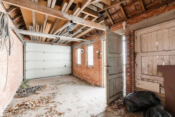Ruime multifunctionele woning met een toonzaal en een sch...