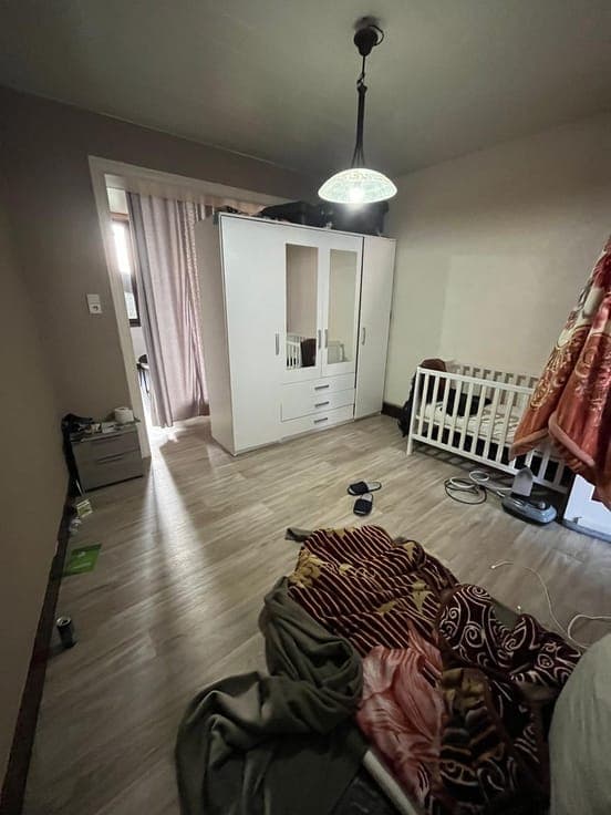 Rijwoning opgesplitst in twee appartementen