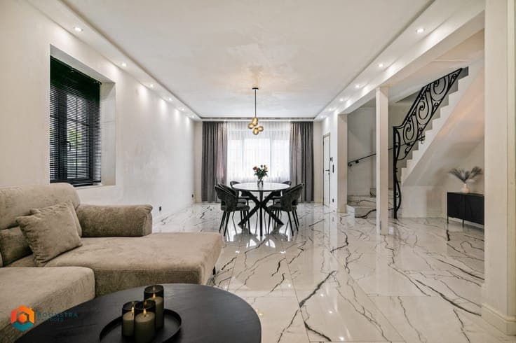 Gerenoveerde woning met 5 slpkrs, en magazijn te Keerbergen