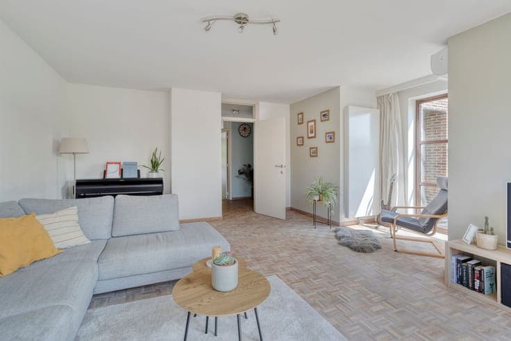 Move-in ready home with three bedrooms and garage