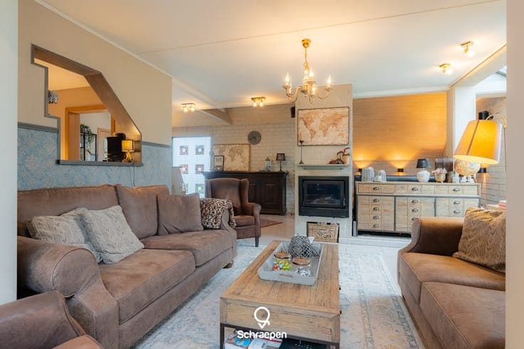 Instapklare én energiezuinige gezinswoning (257 m²) met 3...