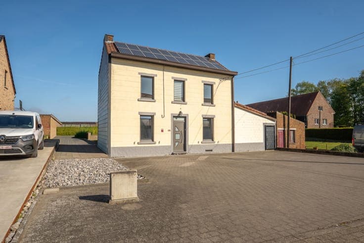 House in Charleroi