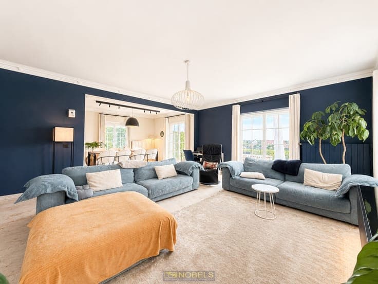 Te koop, ruime open bebouwing met opslagplaats (90m²) en ...