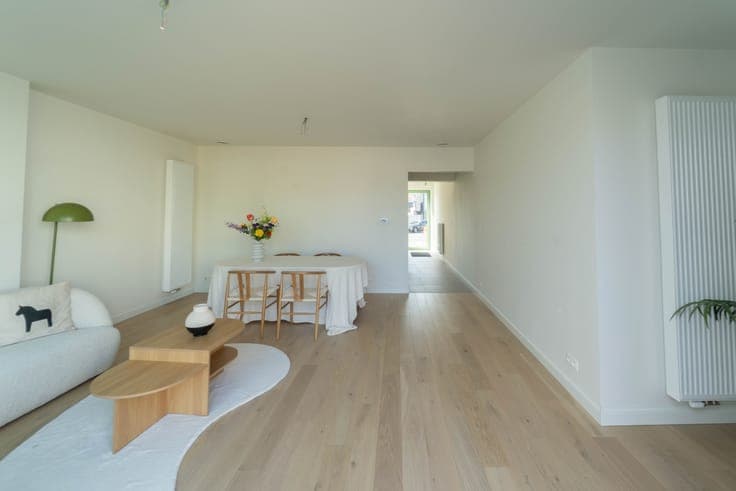 Ruime woning met 4 slpk's en tuin