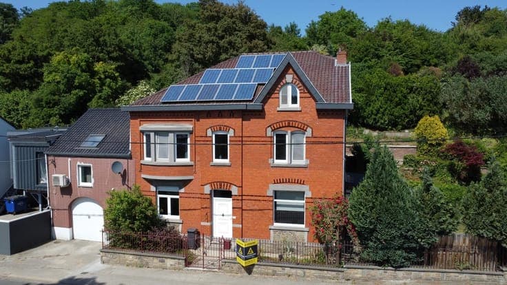 Sale - House Bassenge - 309,000 €