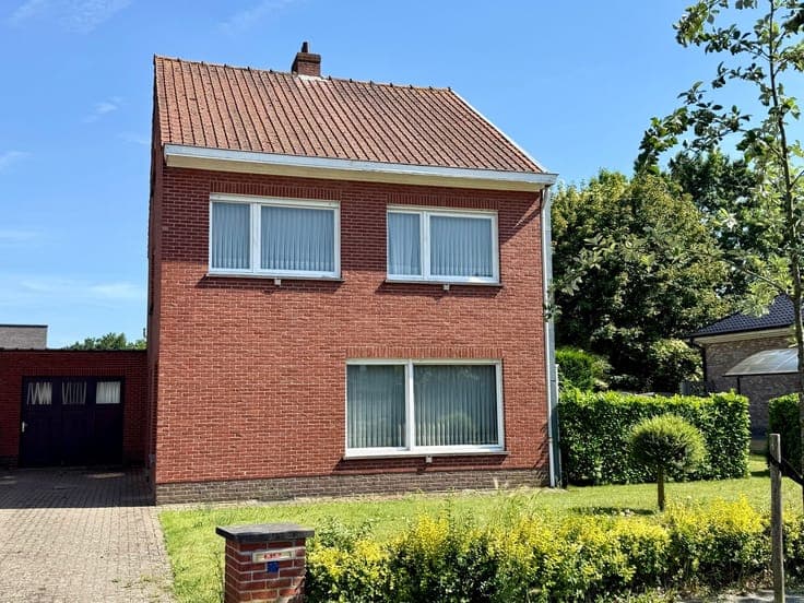 TE RENOVEREN HOB MET 3 SLPKS EN GAR. OP TOPLOCATIE