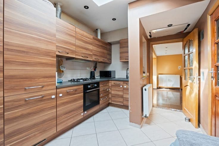 Spacious 5-bedroom family home in Antwerp