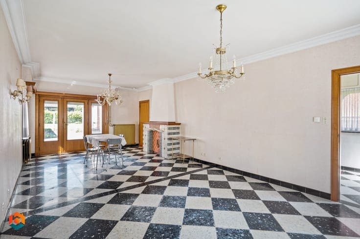Te renoveren woning met 3 slpkrs en garage te Keerbergen