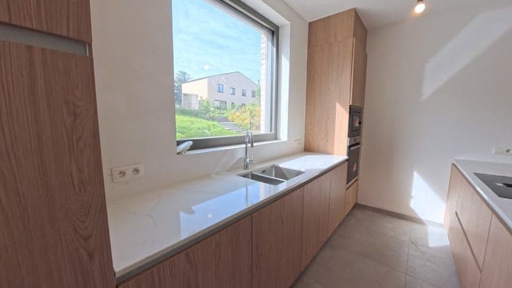 Grote woning met schitterend uitzicht op de velden