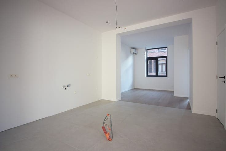 Spacious, renovated home with a double garage