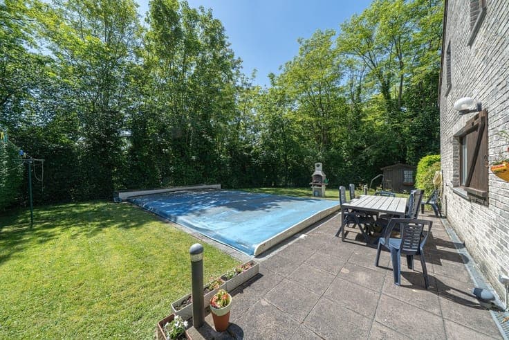 Mont-St-Jean - Villa 1987 de 275m² - 10a71ca SUD - Piscine -