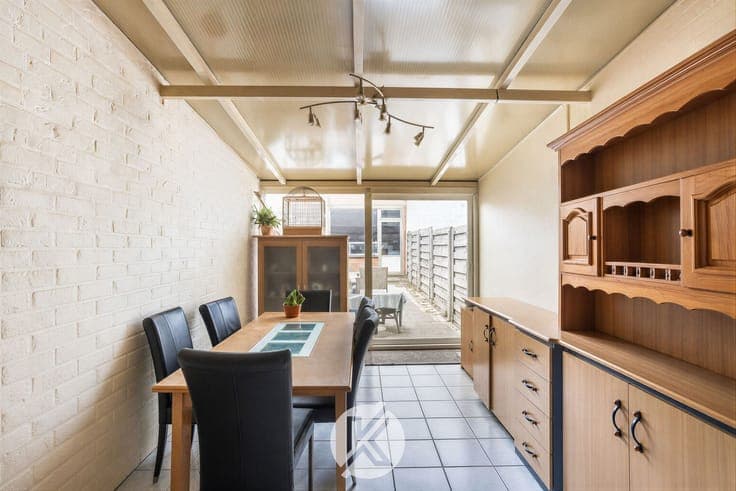 Charmante woning met ruime garage