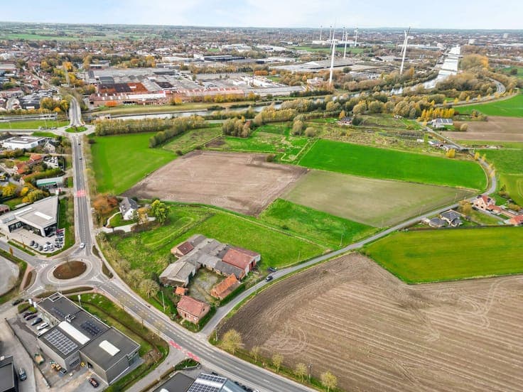 Property with potential for sale in Zwevegem