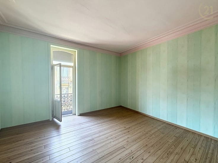 Investment Property – 3 Legal Units + Garage & Workshop