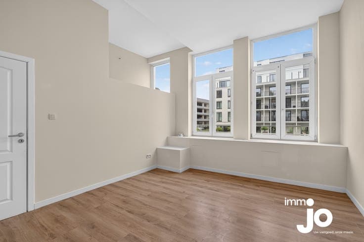 A renovated, move-in-ready property of 100 m² close to th...