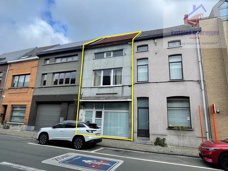 Te renoveren eigendom in centrum Aalst