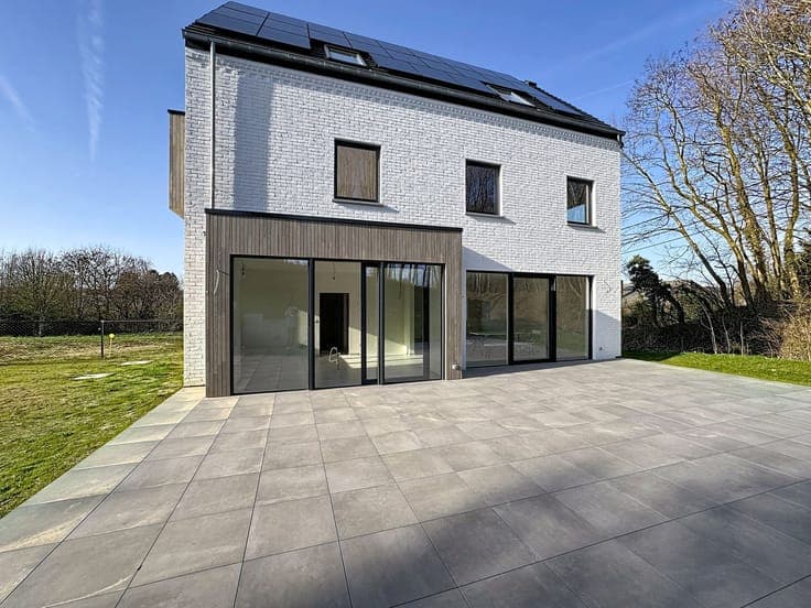 A la recherche dโune maison neuve