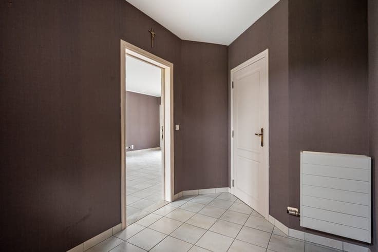 Woning met 3 (mogelijks 4) slpkrs op ruim perceel te Putte
