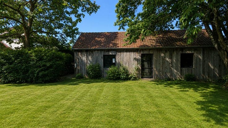 House in Waterloo