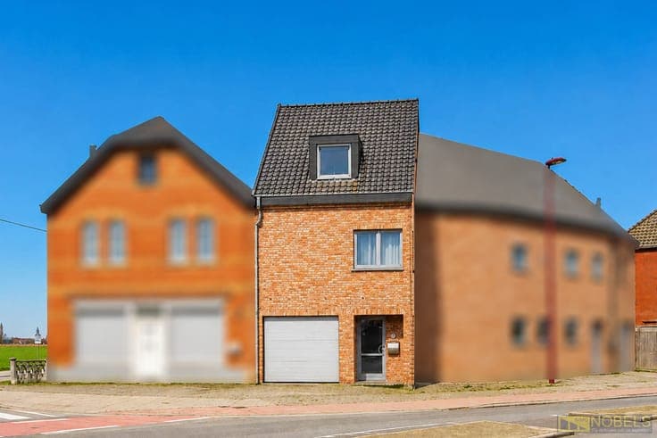 For sale, energy-efficient home with integrated garage in...