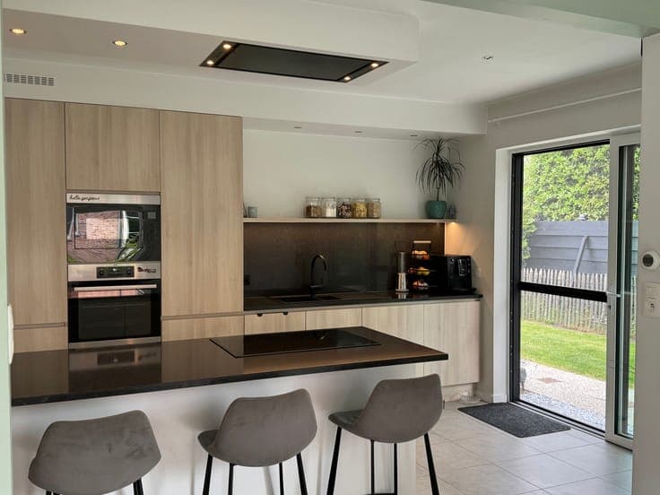 Detached house with countryside view in Retranchement