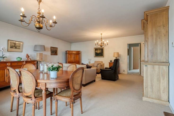 Investment property with 12 apartments in Boom