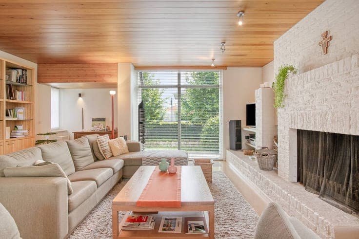 Detached house with a beautiful view of greenery for sale in